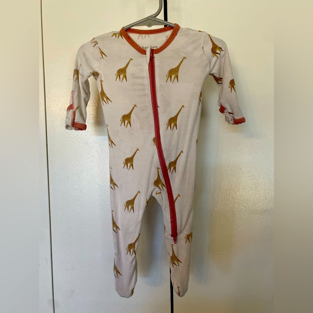 Bamboo Onesie Girrafes